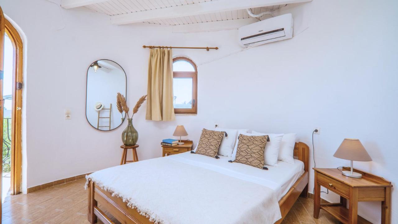פראנגוקאסטלון Fata Morgana Studios & Apartments מראה חיצוני תמונה